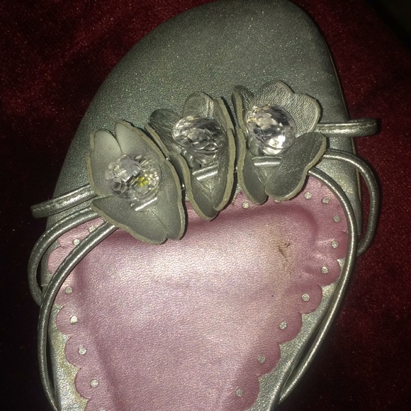 Prissy Sandals💃🏽❣️ - Picture 4 of 4